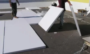 فوائد عوازل الاسطح في الرياض 